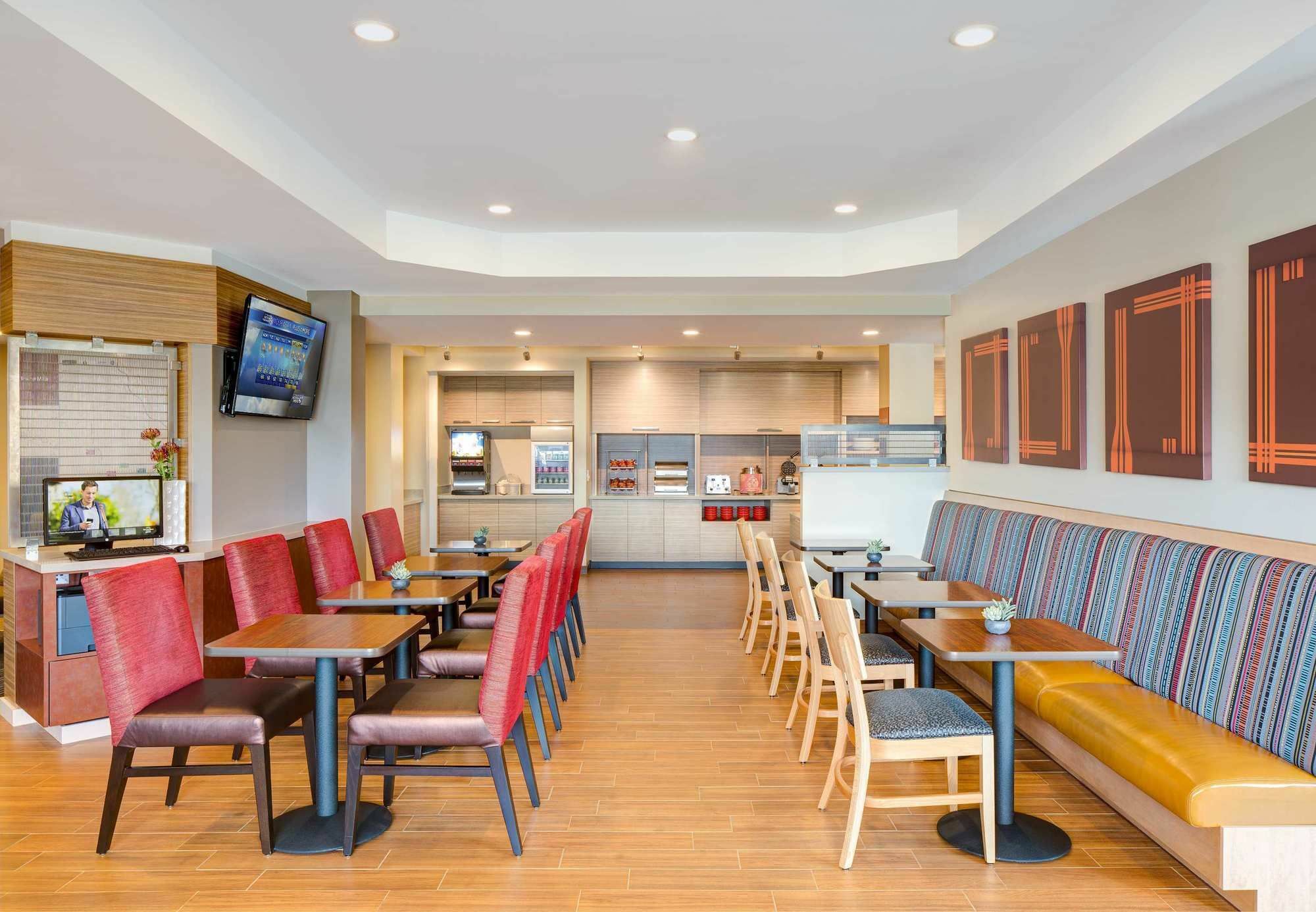 Towneplace Suites By Marriott Alexandria Exterior foto